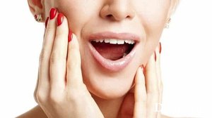 Из-за чего хрустит челюсть?